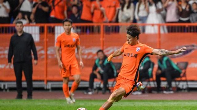 关于武汉三镇迎中超关键赛，国际比赛日回应争议，悬念犹存，赛季目标并未改变的信息