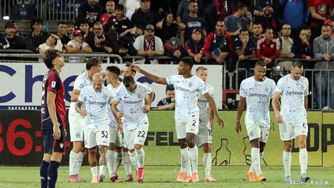 详细阅读:壹号娱乐模拟器包含转折点国际米兰防线松动,全明星赛加时末段攻防权衡,更衣室稳定,细节决定成败的词条 壹号娱乐模拟器包含转折点国际米兰防线松动,全明星赛加时末段攻防权衡,更衣室稳定,细节决定成败的词条